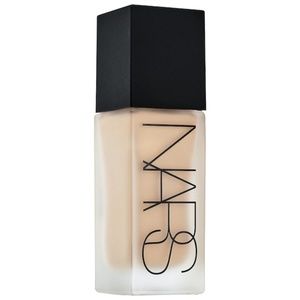 Nars All Day Luminous Weightless foundation 30ml